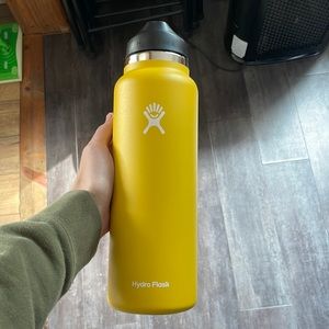 Hydro flask 40 oz